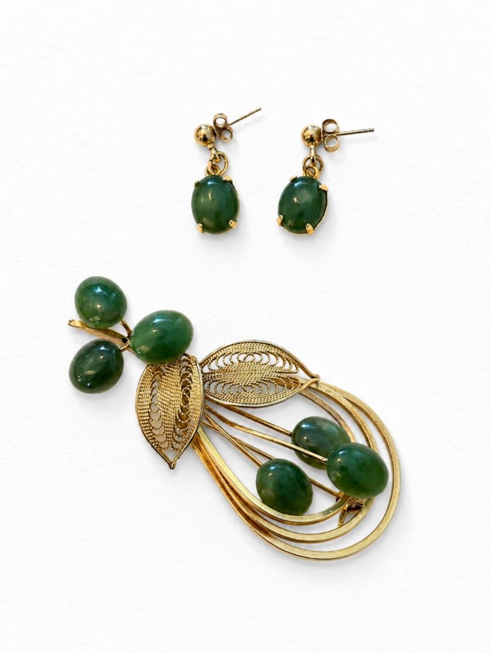 Vintage Nephrite Jade Filigree Brooch Earrings Set 12K GF Mid Century 14K Backs